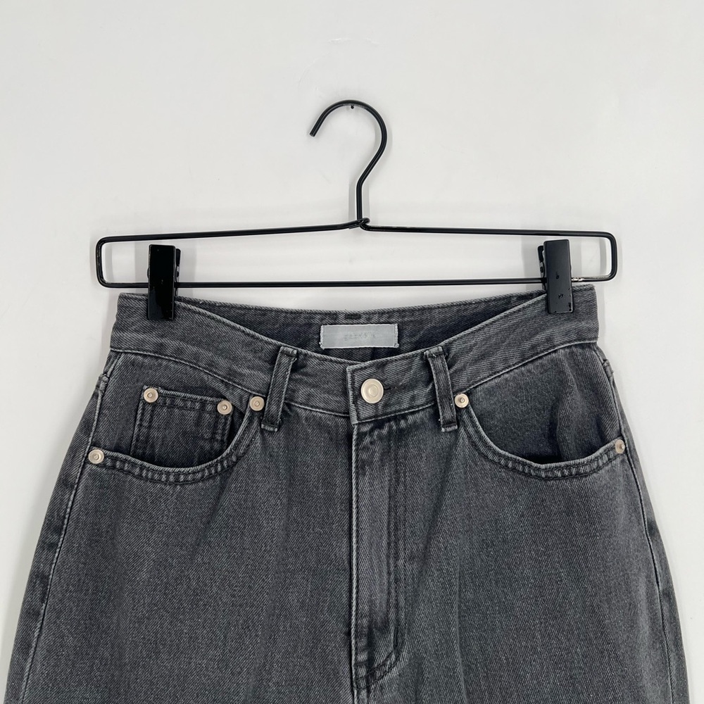 Gabriélle Extra High Waisted Washed Black Gray Straight Leg Ankle Length Jeans